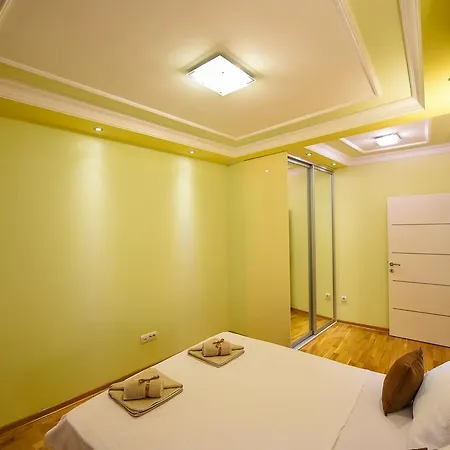 Apartment Sweet House Politika *